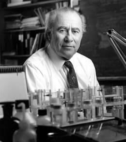 1928年11月07日 美國生物學家 Norton David Zinder 誕生