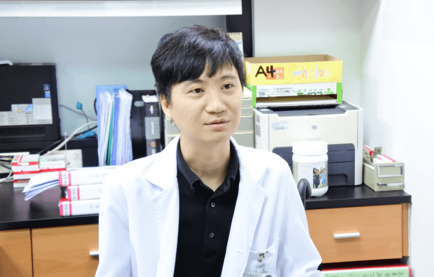 專訪肌萎症生命鬥士陳燕麟醫師——獻身志業 擁抱人生的不完美