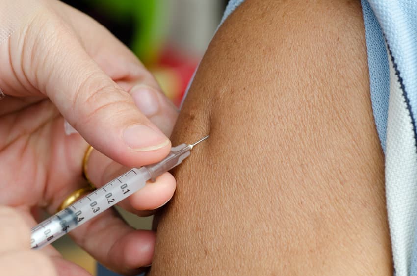 vaccine-booster-shot