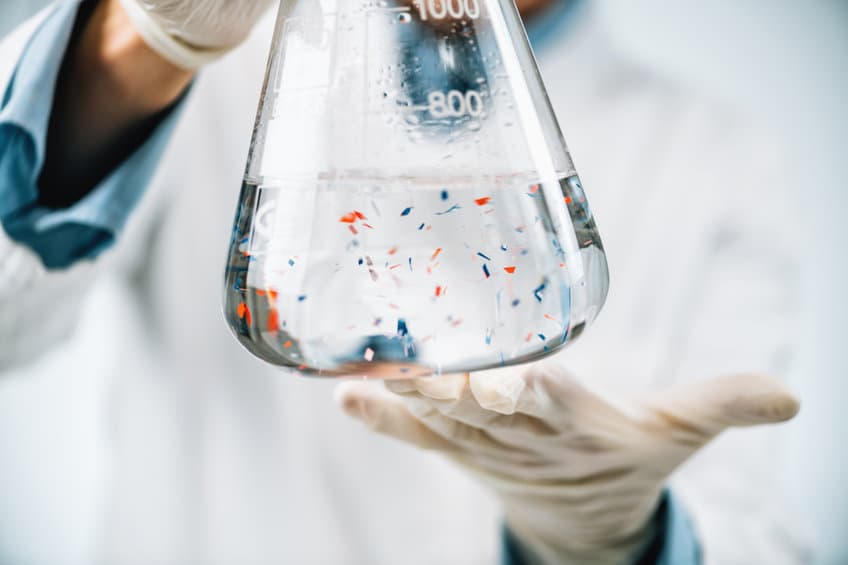 塑膠微粒無所不在,甚至存在你我肺部深處?