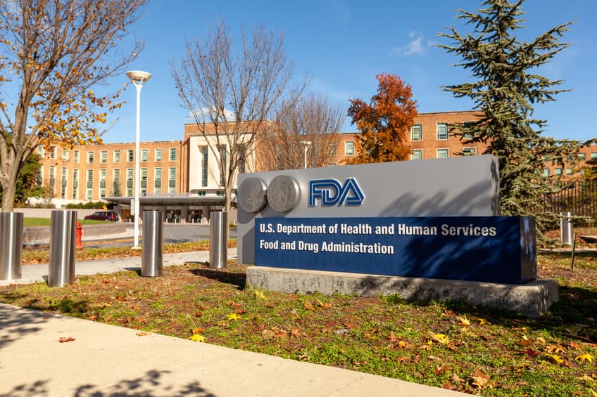 FDA 拒中國兩藥廠的癌症療法上市!要求其於美國進行臨床試驗、改善品質監管流程