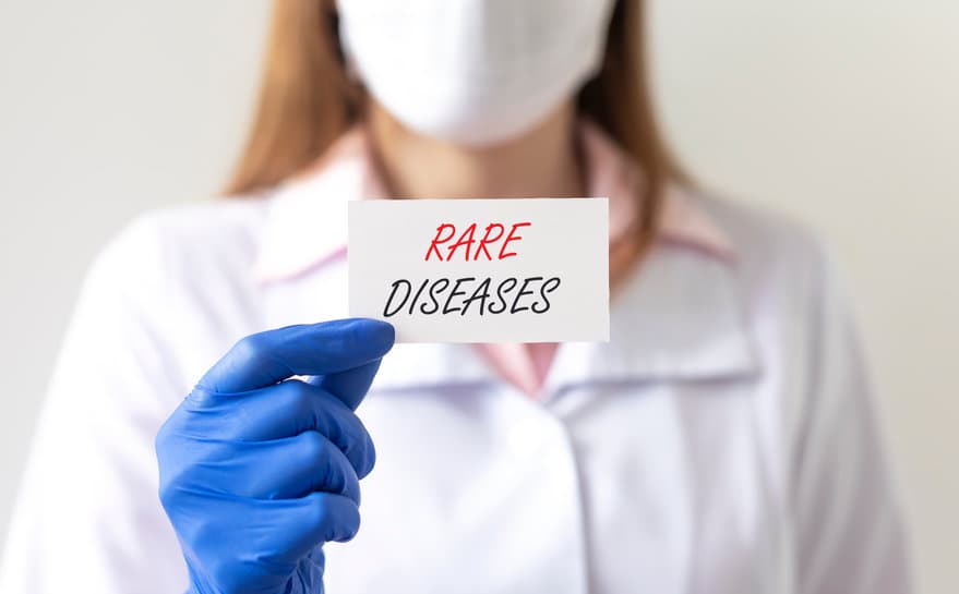 罕見遺傳疾病的福音！FDA 連核發三家生技製藥療法孤兒藥資格