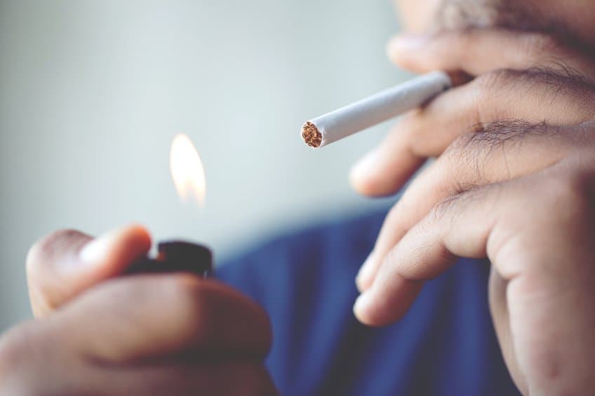 美研究揭抽菸又一壞處:三手菸恐致皮膚炎、乾癬等皮膚病!