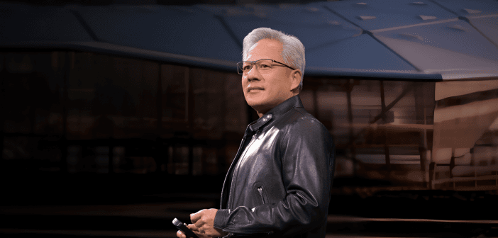 黃仁勳與 GTC 2026 開場影片。（來源：輝達）