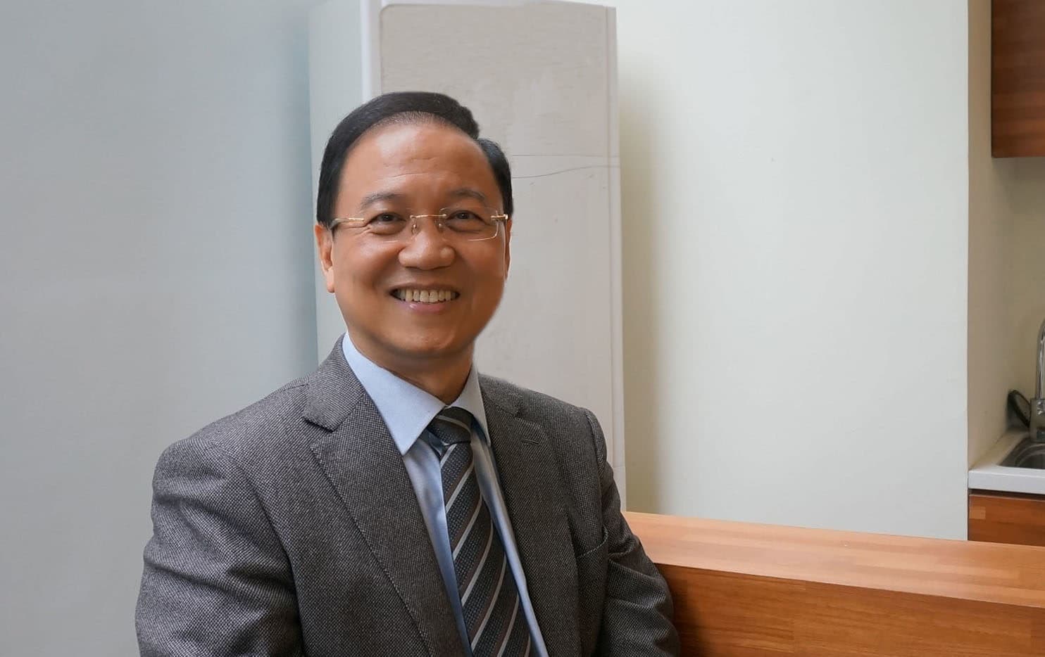 Johnsee Lee